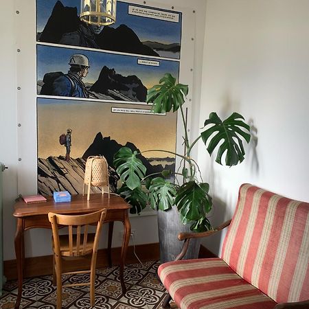 A Deux Pas De La Gare, La Maison Rouge Albertville Kültér fotó