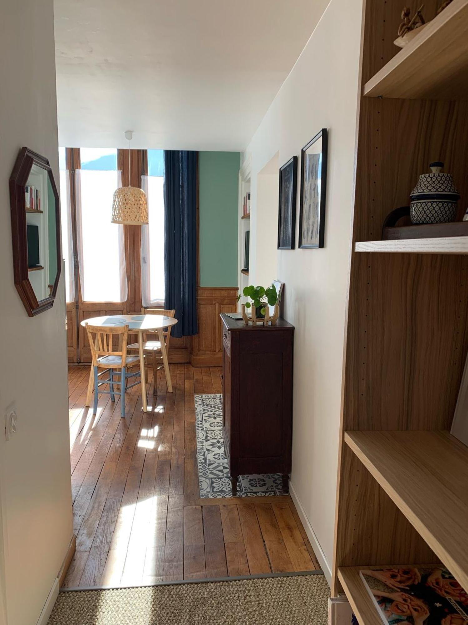 A Deux Pas De La Gare, La Maison Rouge Albertville Kültér fotó
